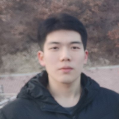 Shuo Zhang headshot
