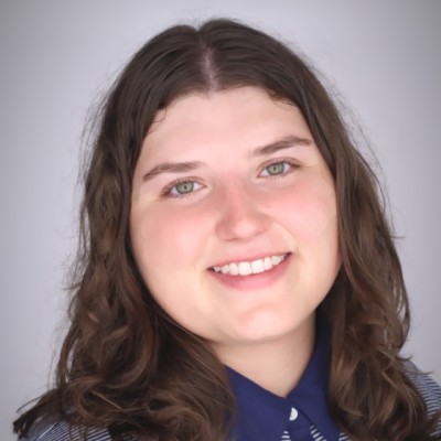 Hannah Bonestroo headshot