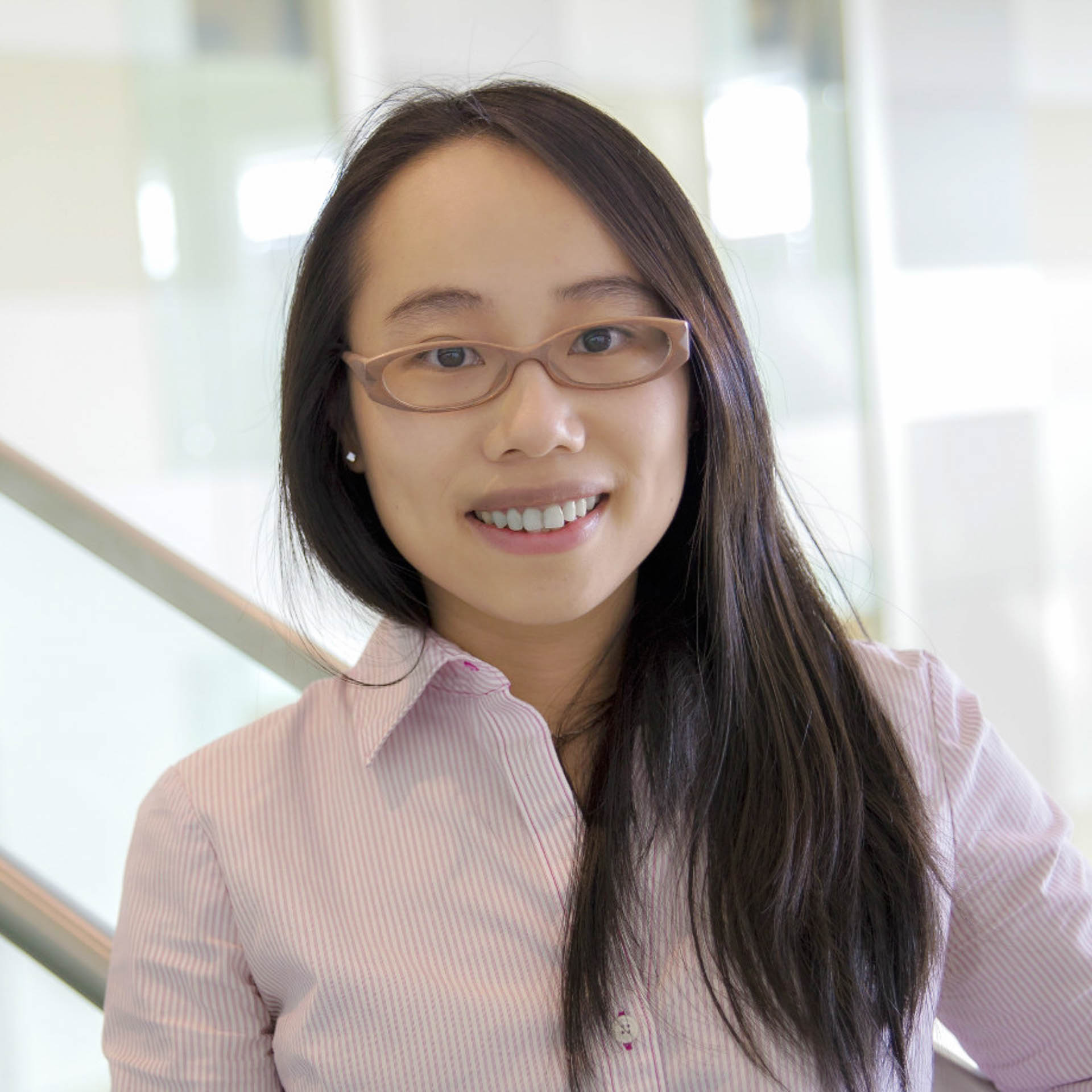Headshot of Wenwen Zhang